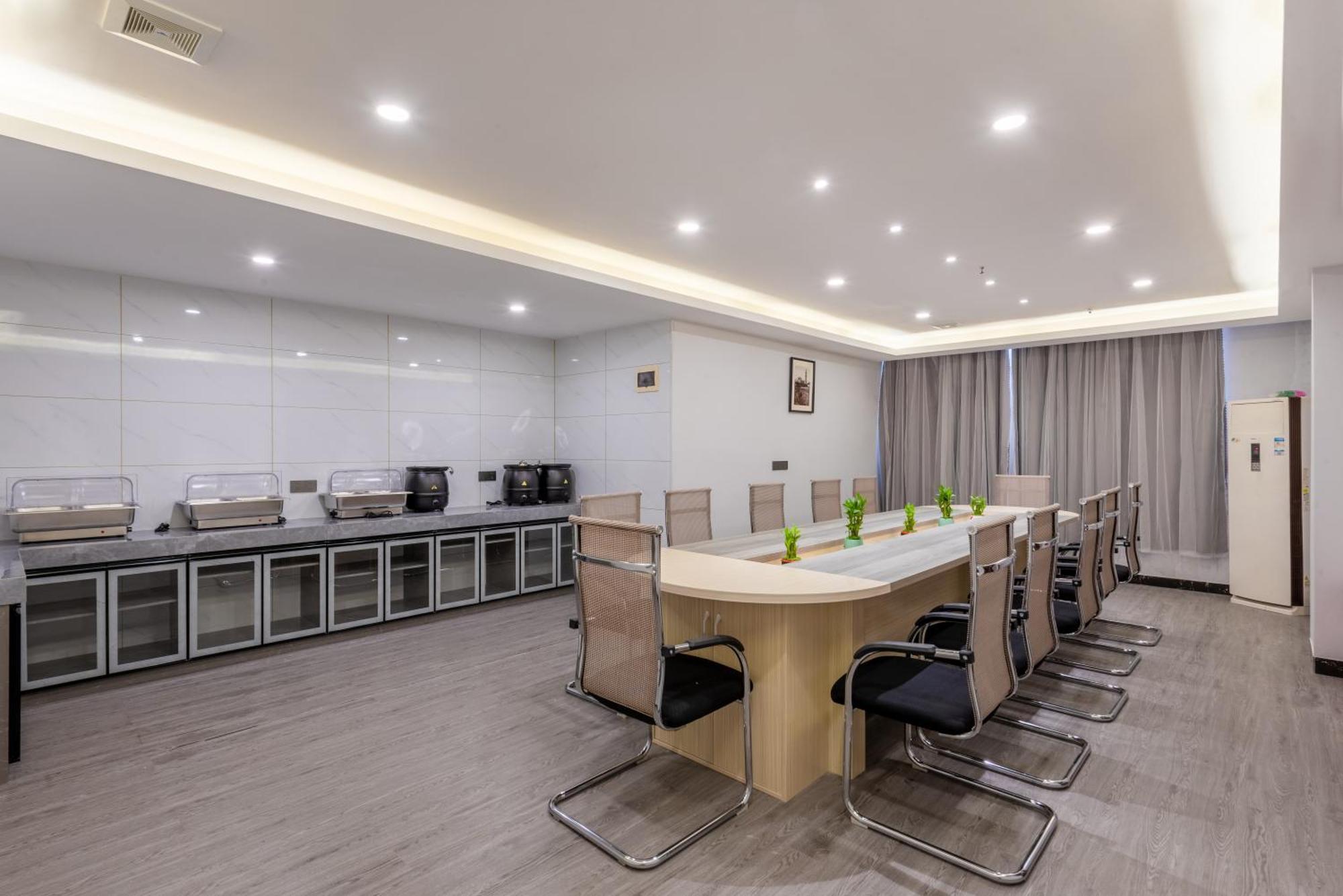 Huahang Hotel - Guangzhou Baiyun International Airport - Free Airport Shuttle Bus Luaran gambar